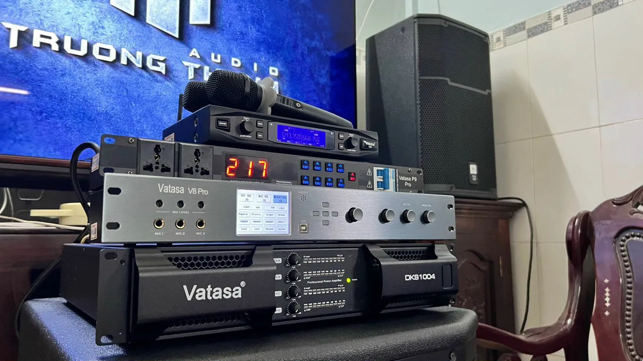 Khách hàng Thành Vương đánh giá về sản phẩm Cục Đẩy Công Suất Vatasa DKS1004 NEW, 4 Kênh