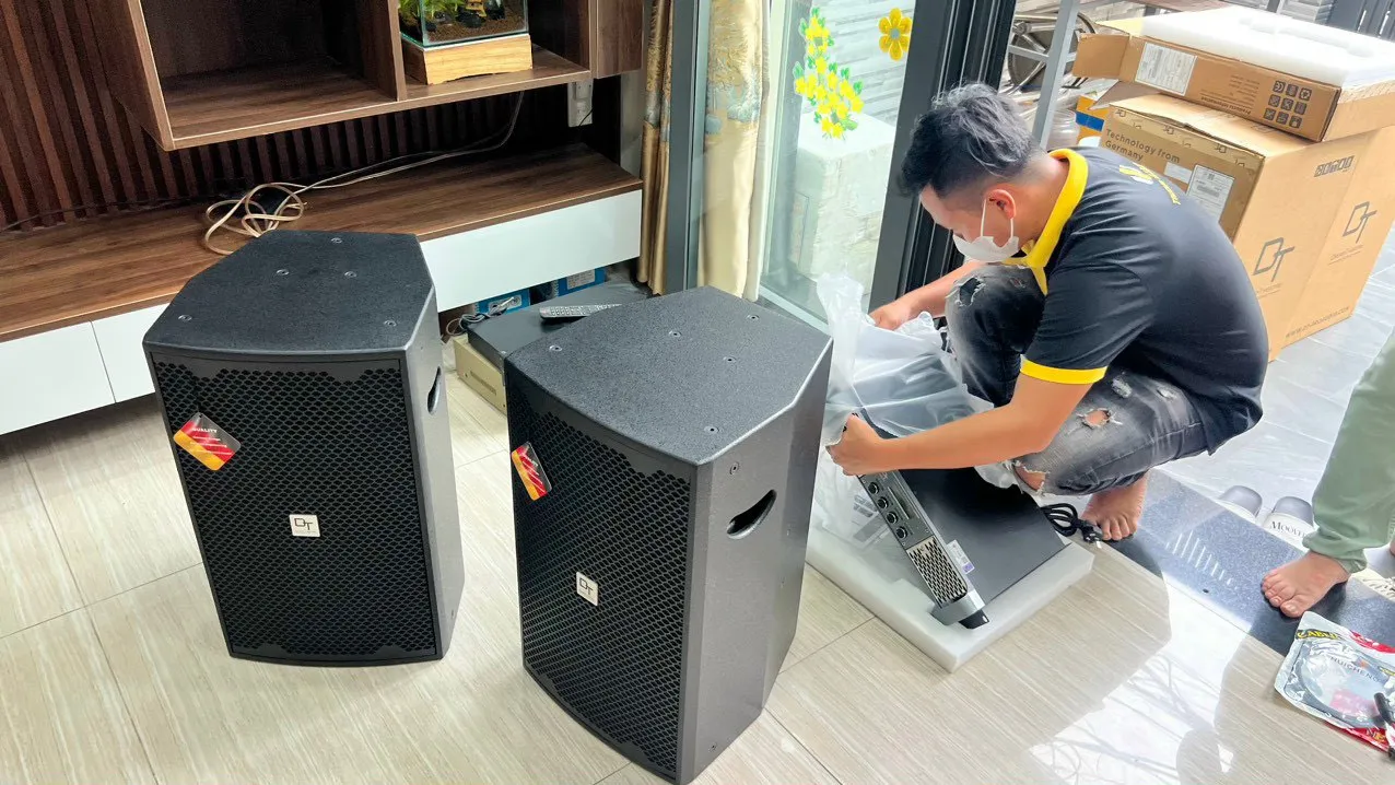 Khách hàng Đại Phát đánh giá về sản phẩm Dàn karaoke DT TT209: (DT D2000, Vatasa T500, Vatasa V6 Pro, DT Lion408, Paramax Sub-E30)