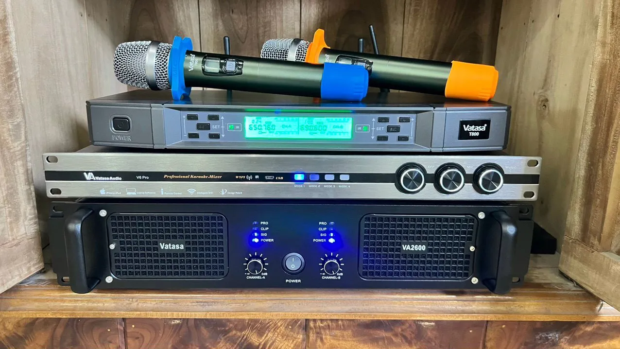 Khách hàng Viết Minh đánh giá về sản phẩm Dàn Karaoke JBL TT159: (JBL KPS2, JBL VM200, JBL KX180, DT Lion406, DT Delta115)
