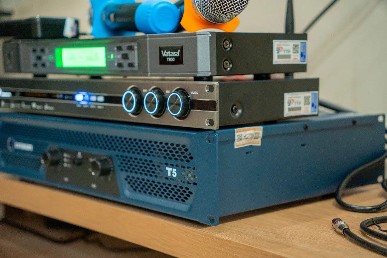 Khách hàng Dương Minh Hải đánh giá về sản phẩm Cục đẩy công suất Crown T5 (Harman Mỹ)