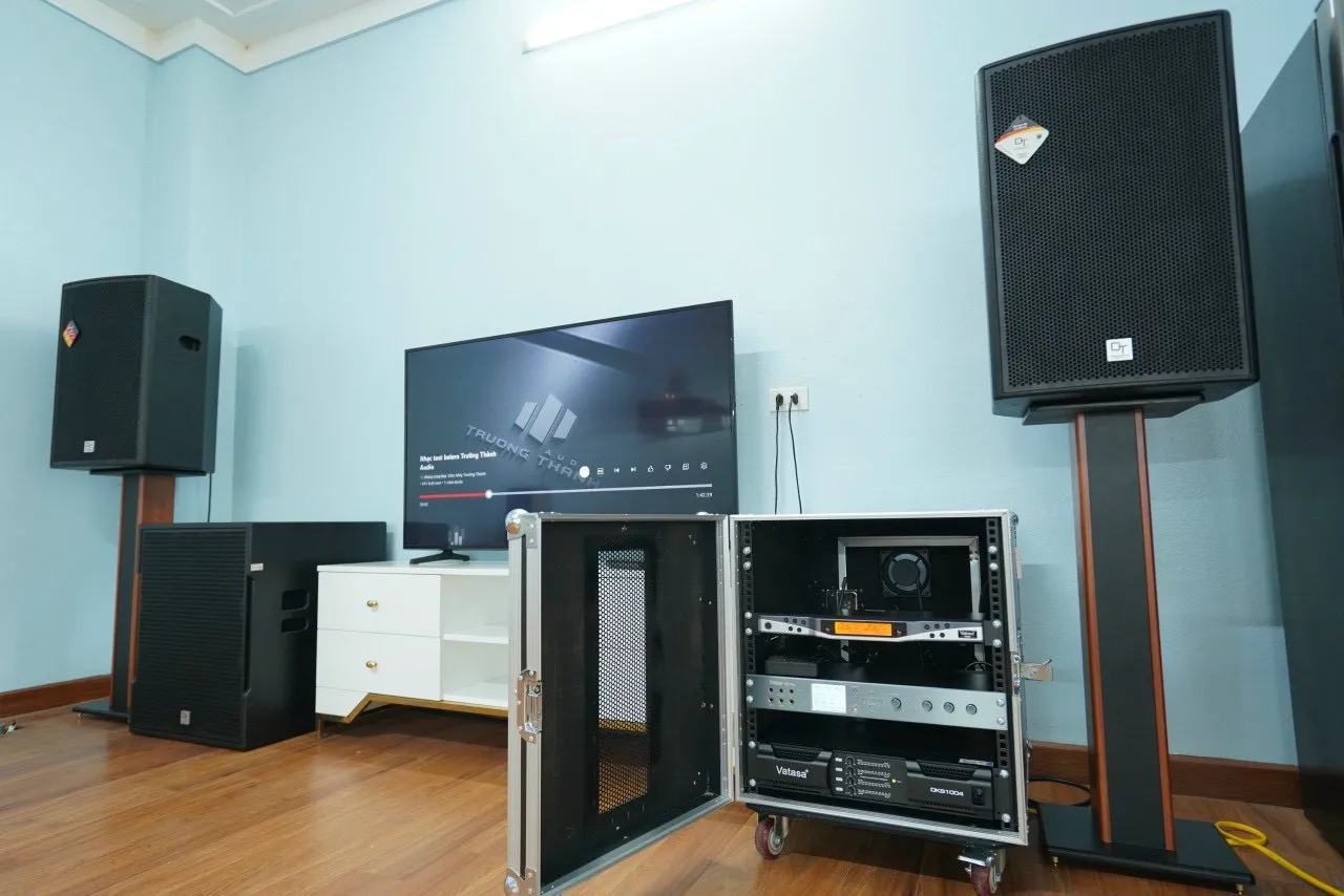 Khách hàng Minh Khoa đánh giá về sản phẩm Dàn karaoke DT TT293: Delta12+T900+V8Pro+Lion406+Delta115+p9Luxury