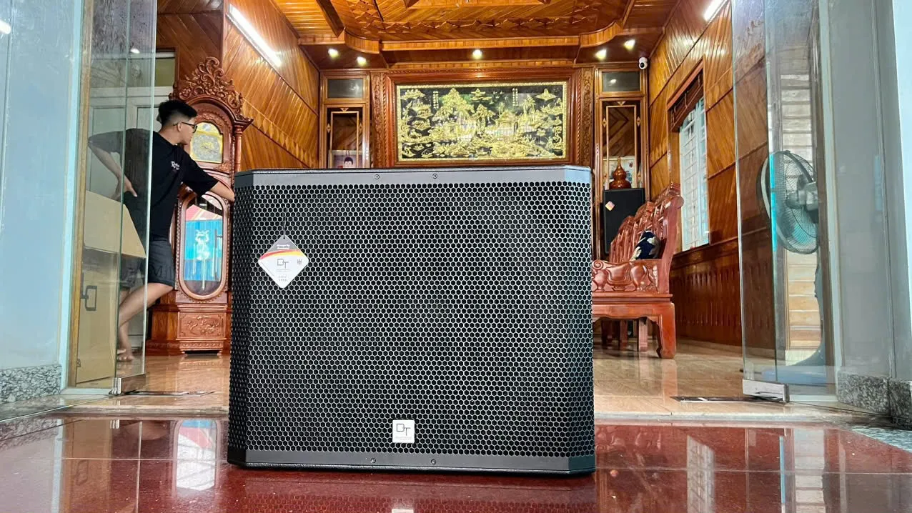 Khách hàng Minh Khôi đánh giá về sản phẩm Loa sub DT Delta118 bass 50cm