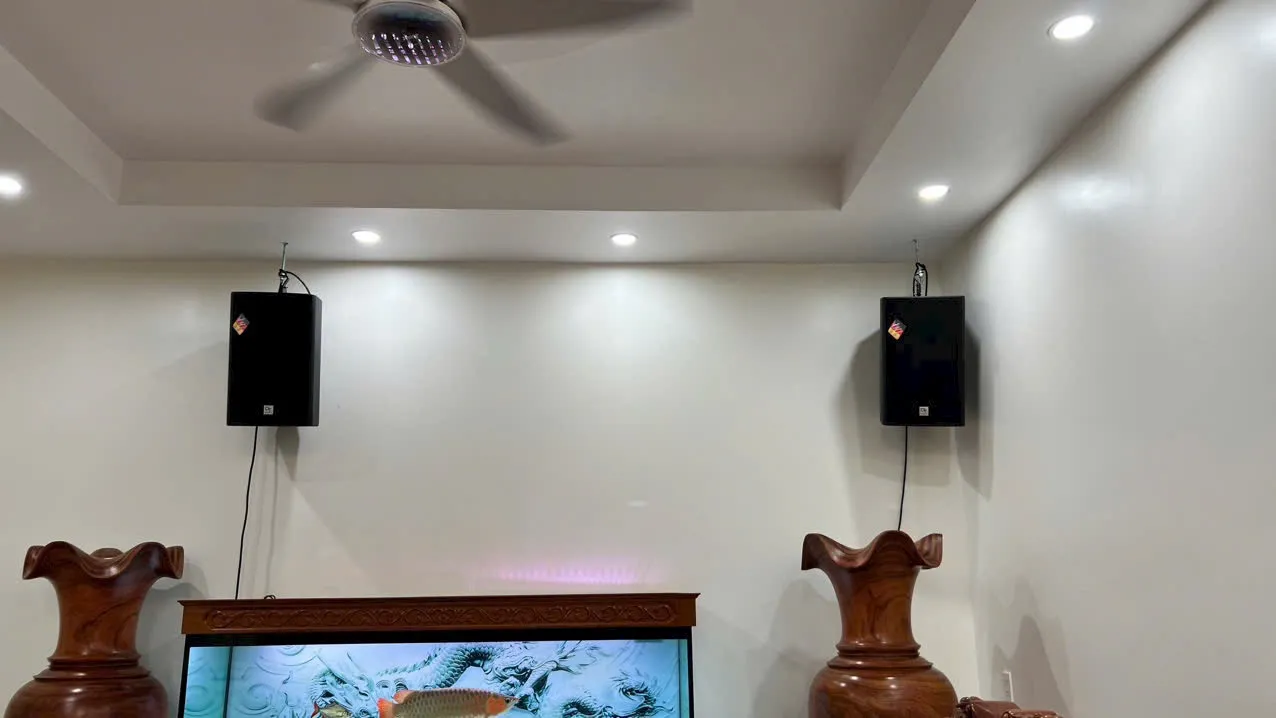 Khách hàng Thiên Phúc đánh giá về sản phẩm Dàn Karaoke JBL TT179: KP4012G2+VM200+V8Pro+Lion408+Sigma118+P9Luxury+Pro4T+22in