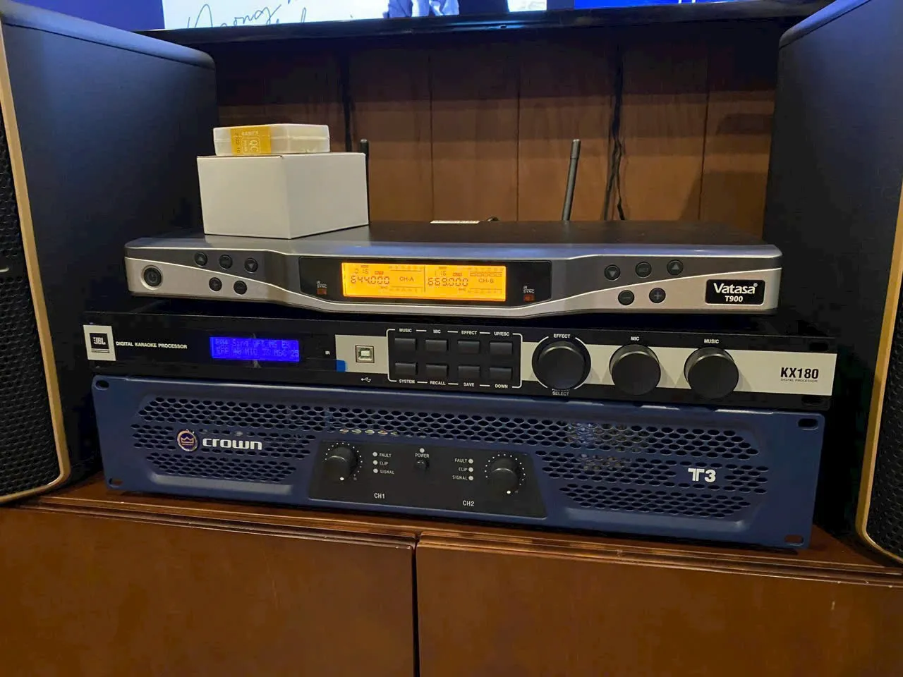 Khách hàng Thành Công đánh giá về sản phẩm Dàn Karaoke JBL TT136: (JBL Pasion12, Vatasa T900, JBL KX180, Crown T5, Nex12)