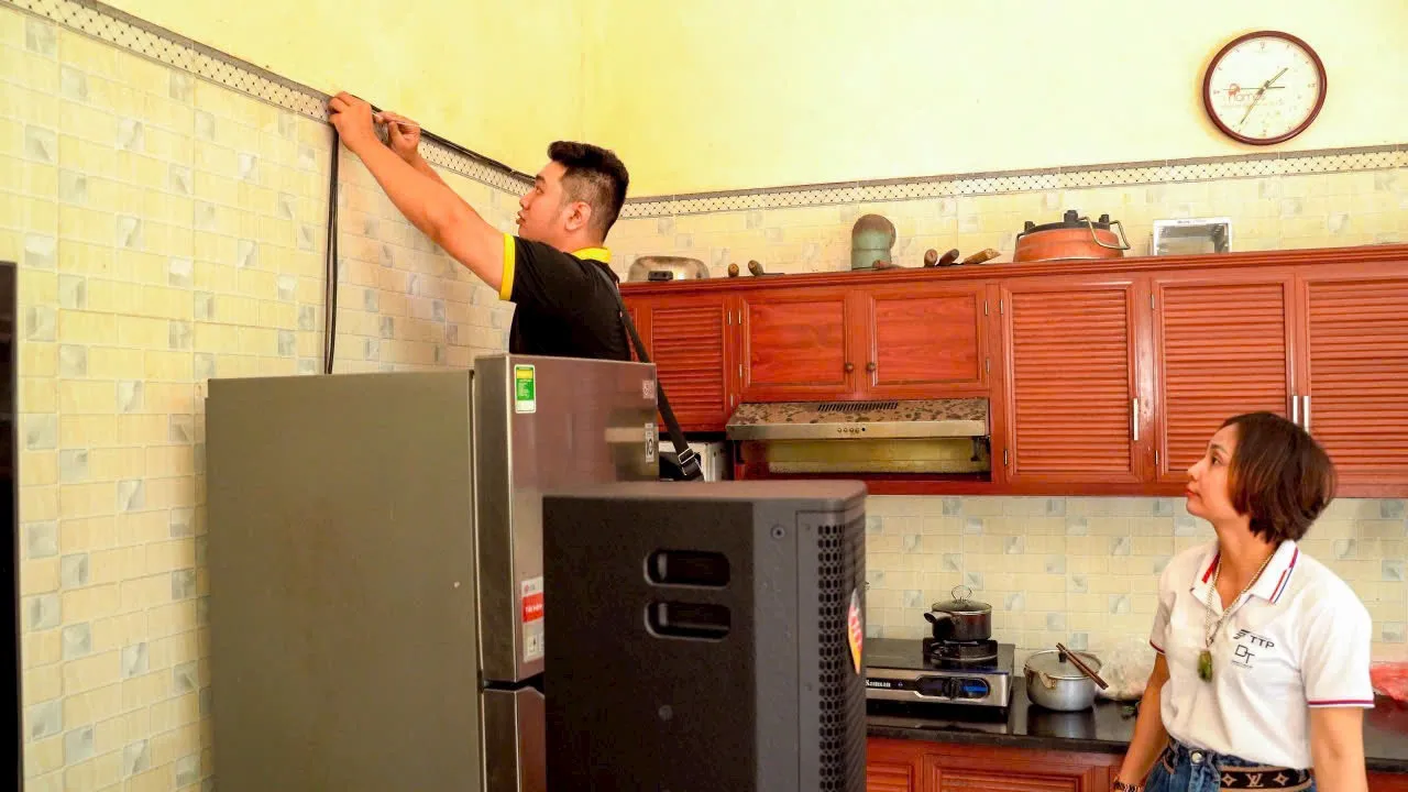 Khách hàng Quang Huy đánh giá về sản phẩm Dàn Karaoke JBL TT149: (JBL KP052, Vatasa T900, Vatasa V8Pro, DT Lion408)