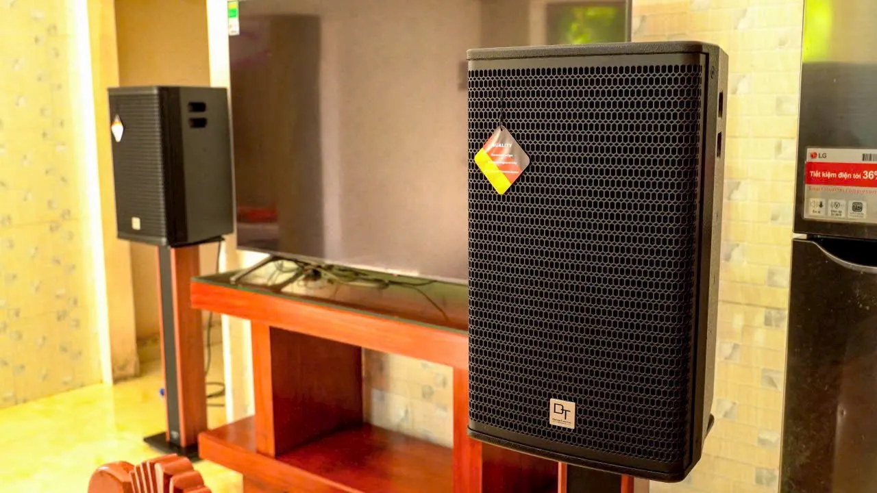Khách hàng Anh Minh đánh giá về sn phẩm Dàn karaoke DT TT226: (DT Alpha 12, Vatasa BLA600 New)