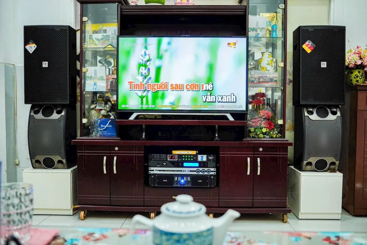Khách hàng Hiếu Phát đánh giá về sản phẩm Dàn Karaoke DT TT197: D2000+T500+V6Pro+Va4600+Delta115