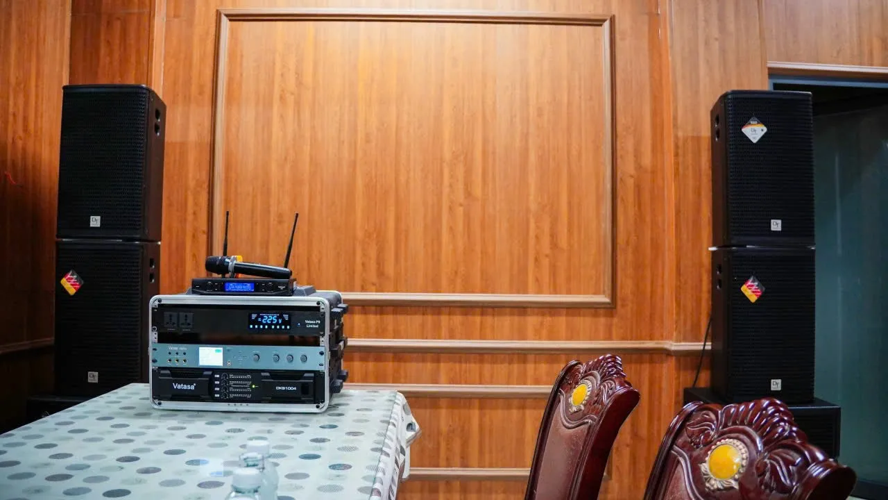 Khách hàng Tường An đánh giá về sản phẩm Dàn Karaoke Kinh Doanh DT TT231: (2 DT Delta 15, Vatasa T900 New, Vatasa V8Pro, Vatasa DKS1004 NEW, DT Sigma218, Vatasa P9 Luxury, BTE C688 4TB, BTE E688)