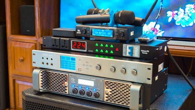 Khách hàng Thiện Phong đánh giá về sản phẩm Dàn karaoke DT TT331: (2 DT D2000, Vatasa T800, Vatasa V8Pro, Vatasa VA-4600, B&W S1500 Max, Vatasa P9 Limited, VietK 4K, VietK 22 inch)