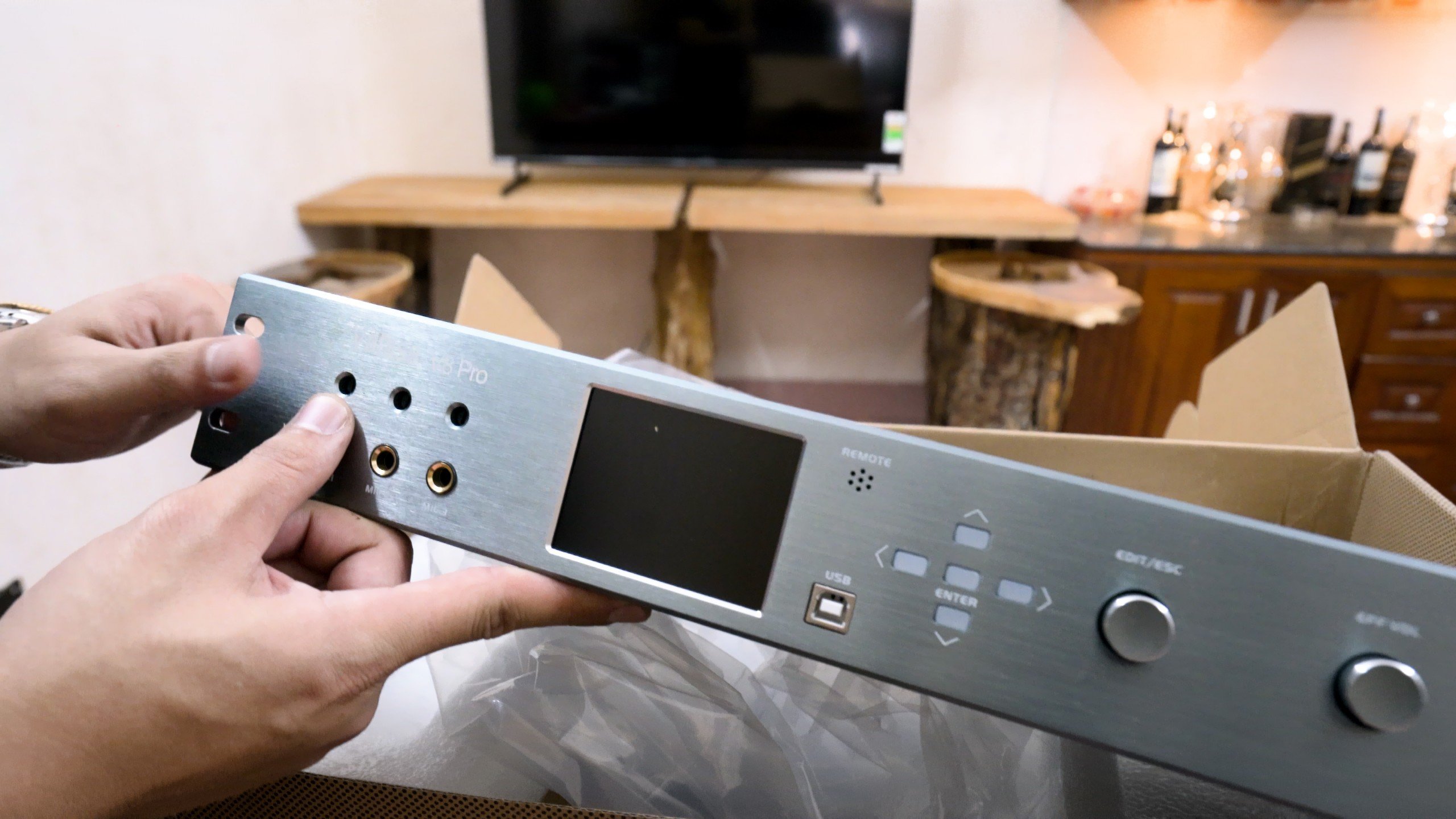 Khách hàng Quốc Đình đánh giá về sản phẩm Dàn Karaoke JBL TT104: ( JBL Ki512, Vatasa T900, Vatasa V8pro, Crown T5)
