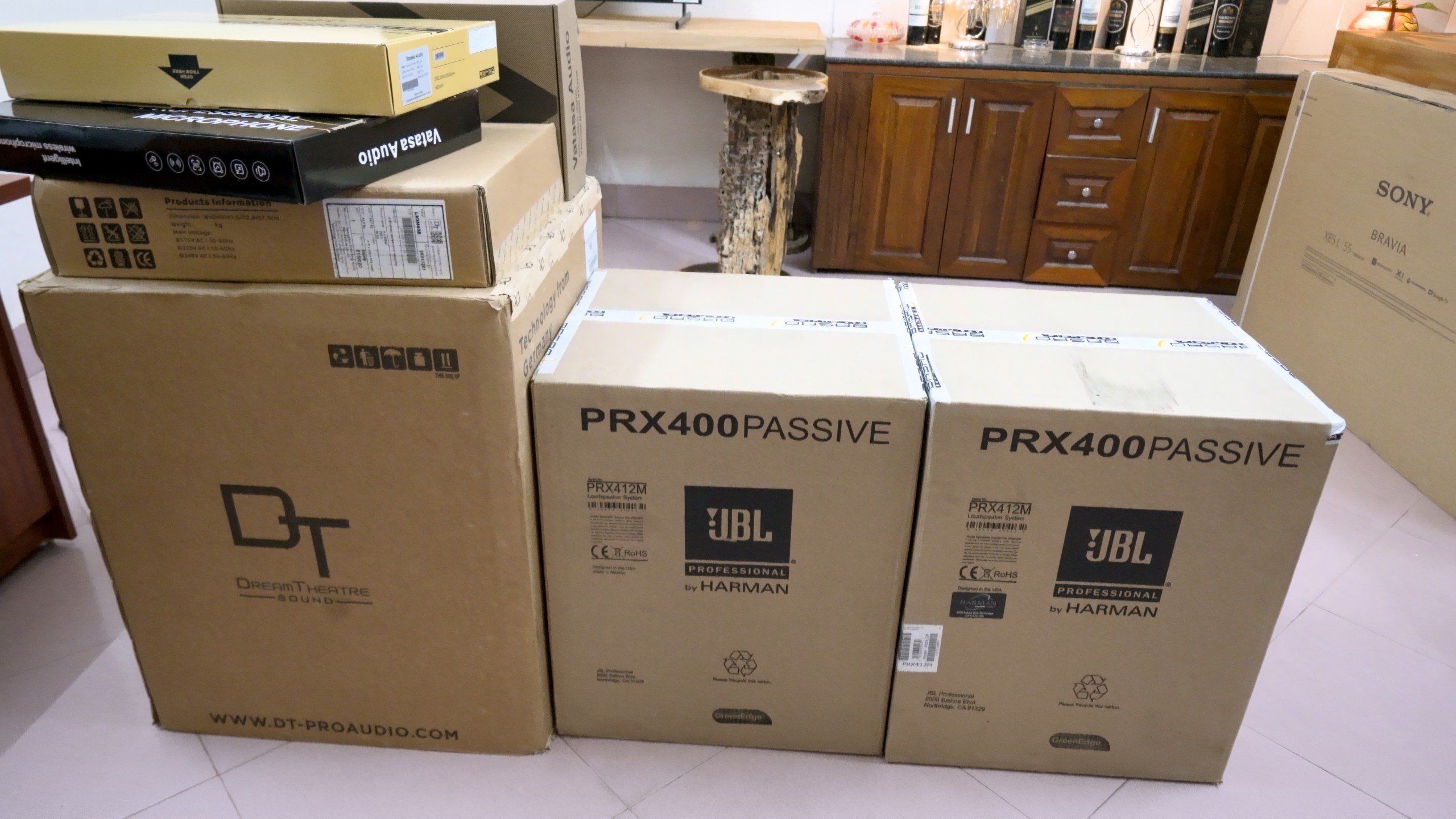 Khách hàng Phúc Thiện đánh giá về sản phẩm Dàn karaoke JBL TT252: (JBL KP4012G2, Vatasa T900 New, Vatasa V8Pro, DT Lion408, DT Sigma118, Vatasa P9 Luxury)