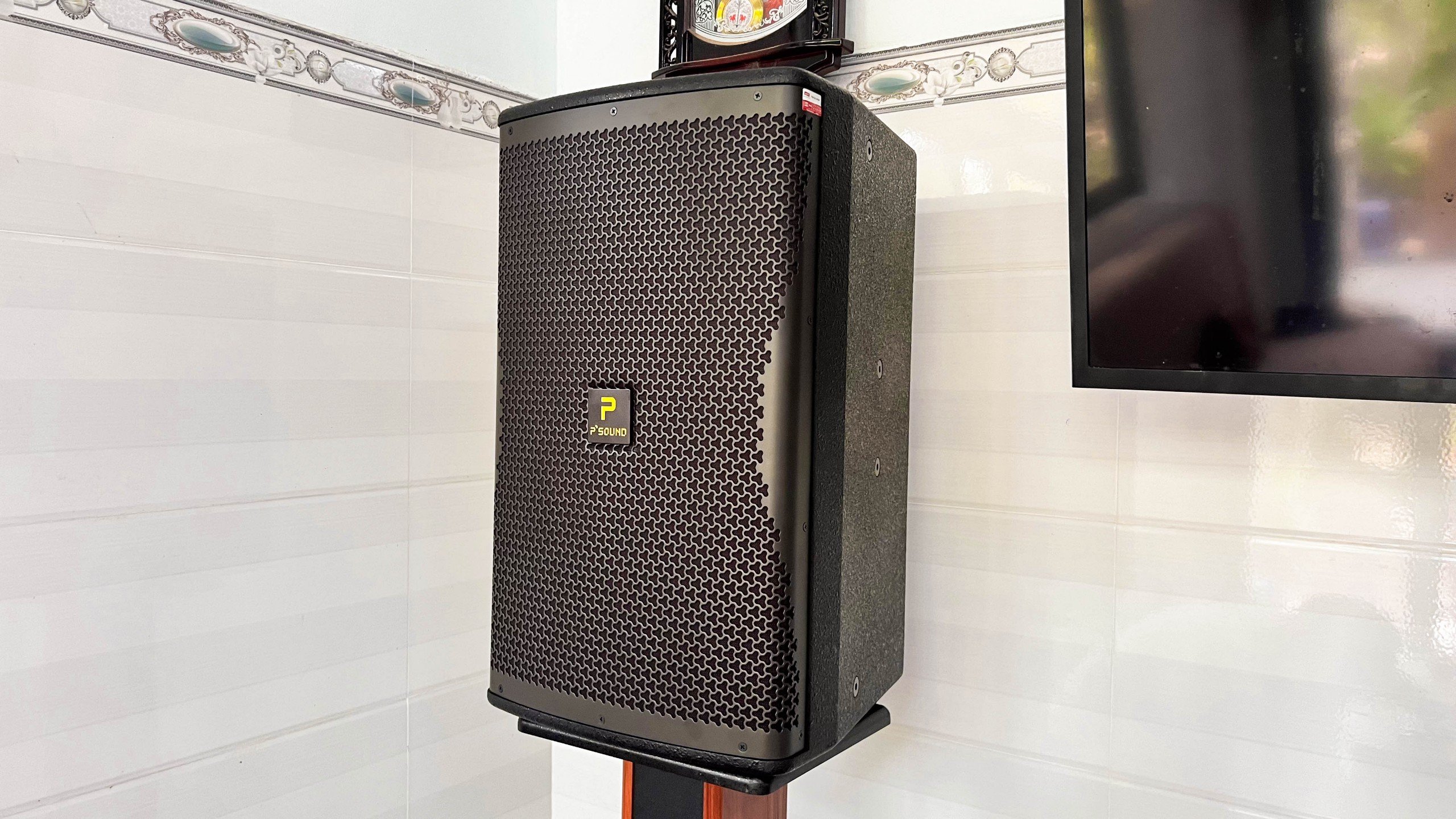 Khách hàng Tuấn Lộc đánh giá về sản phẩm Loa Karaoke P'SOUND S6030i (full bass 30cm, 2 đường tiếng)